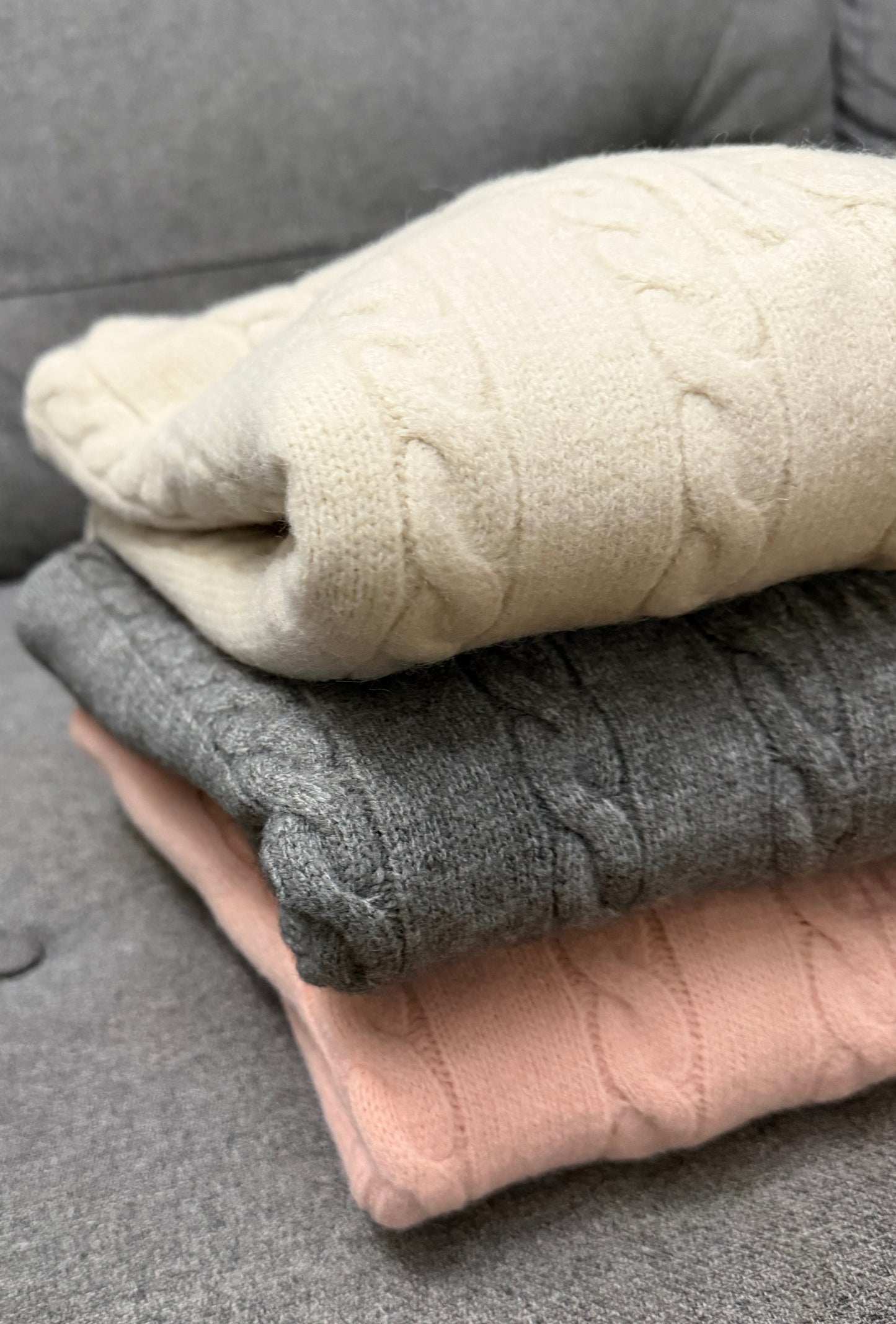 Women’s Cable Knit Quarter Zip Sweater